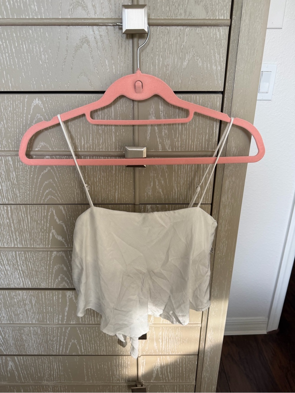 Zara Cream Spaghetti-Strap Crop Cami